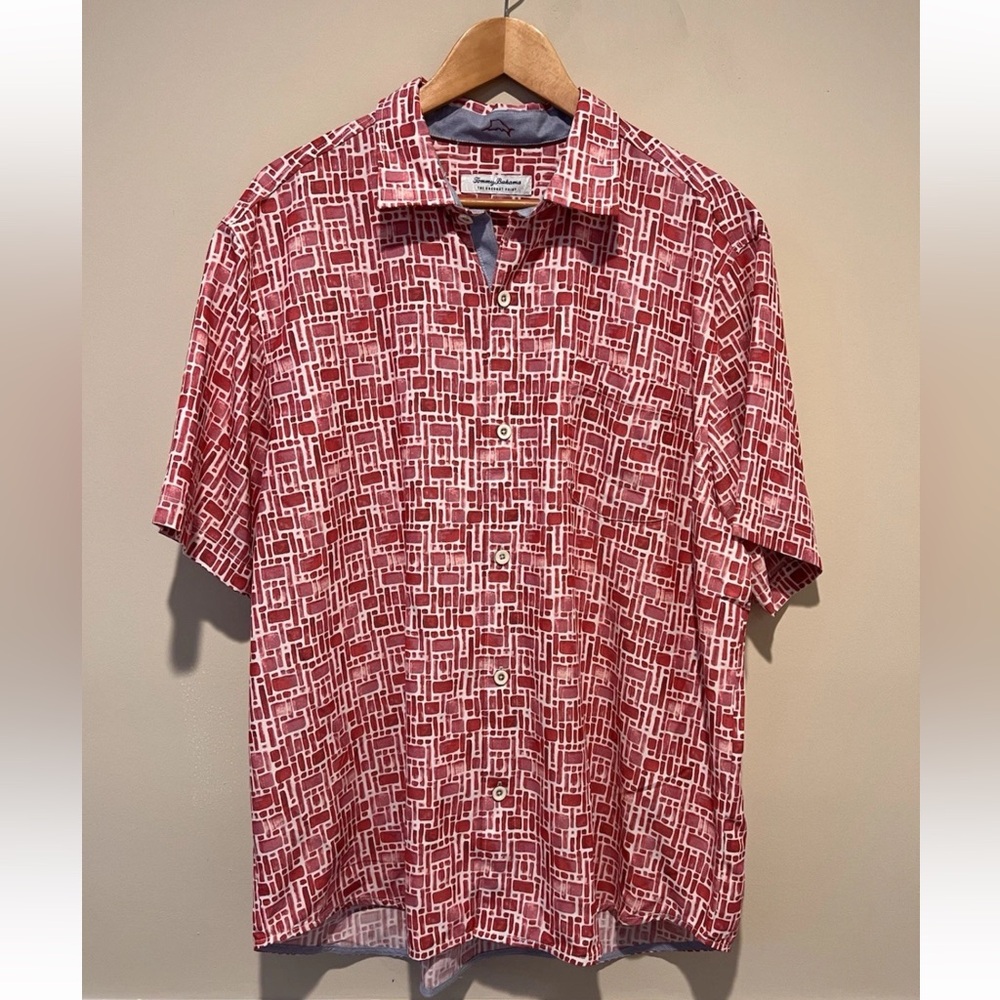 Tommy Bahama Men’s The Coconut Point Shirt Red Print Button Down Shirt Size Xl
